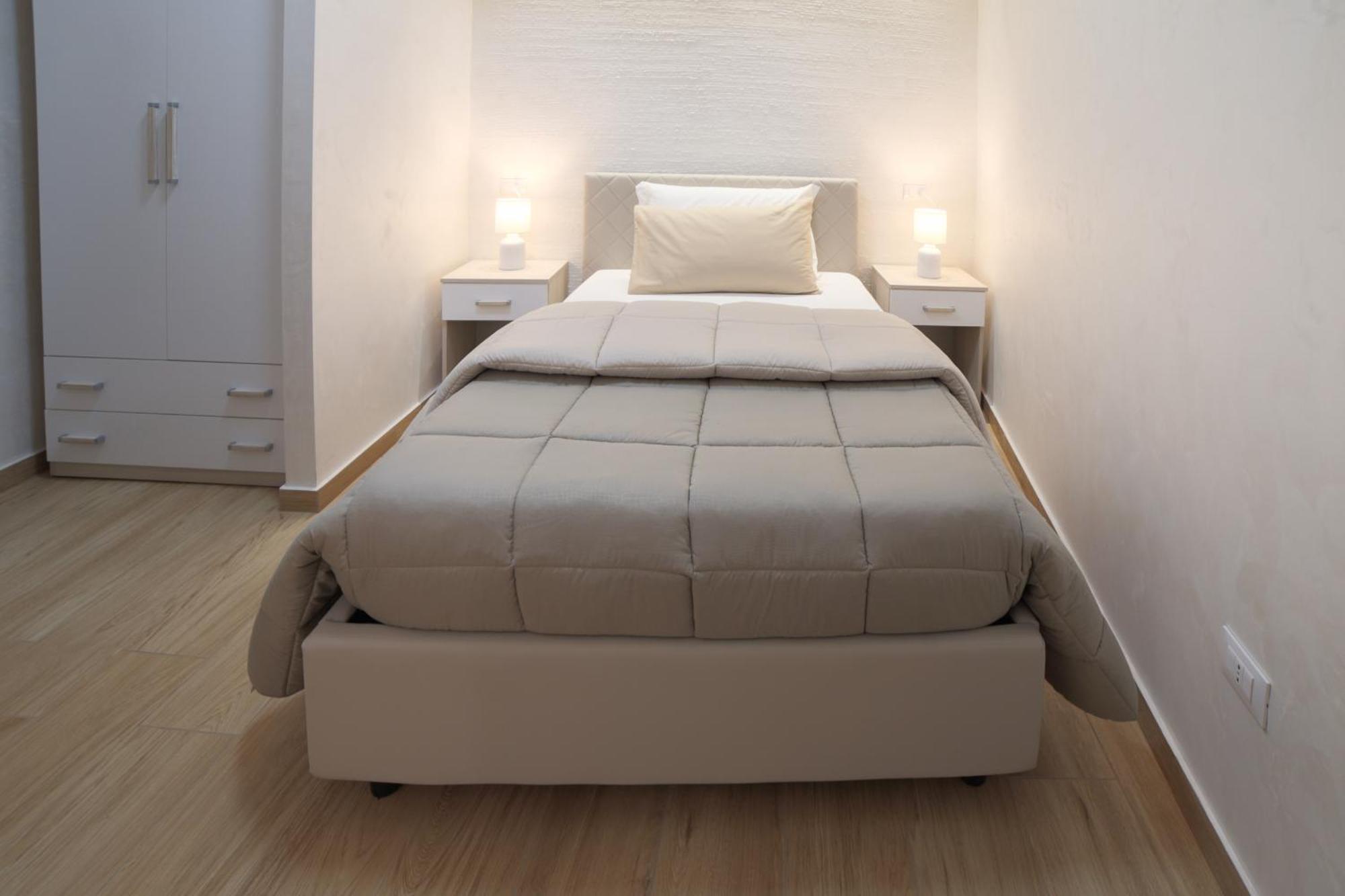 Green - Bed And Breakfast A 卡斯特罗维拉里 外观 照片